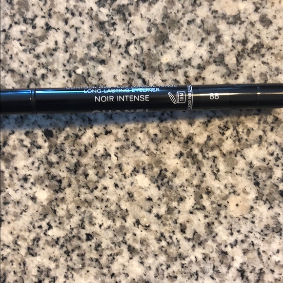 Chanel Styli Yeux Waterproof Eyeliner - Picture 3 of 4